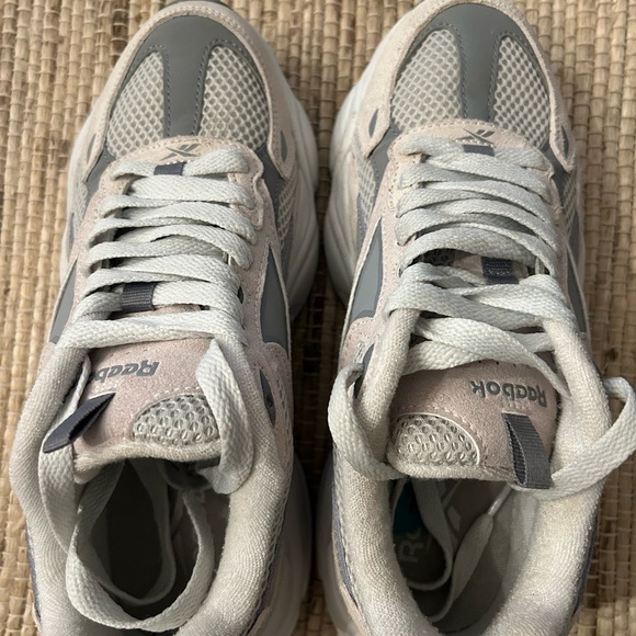 Reebok Royal Charge sneaker - Picture 4 of 9